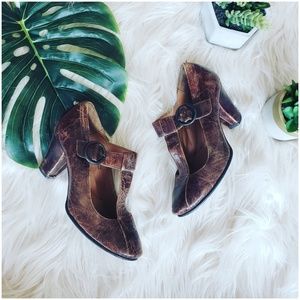 { born crown } burnished leather t strap heels
